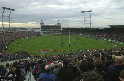 Lancaster Park in Christchurch lost to earthquake damage | Daily Mail ...