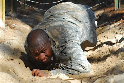 Recruits crawl, climb, swing through training | Article | The United ...