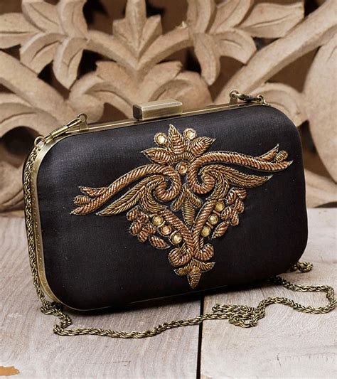 Karieshma-Sarnaa Designer Clutches Designs 2014-2015 | Clutches in ...