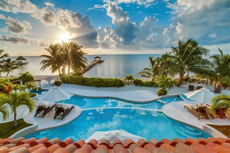 Best Resorts in Belize | Sandy Point Resorts