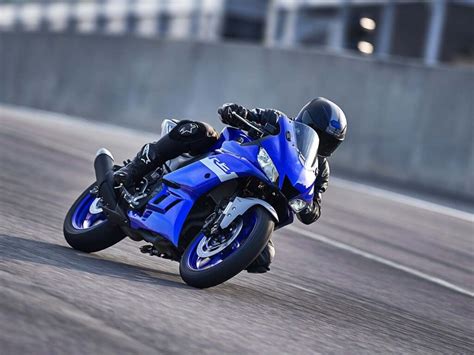 Yamaha YZF-R3 Top Speed & Acceleration - MotoStatz