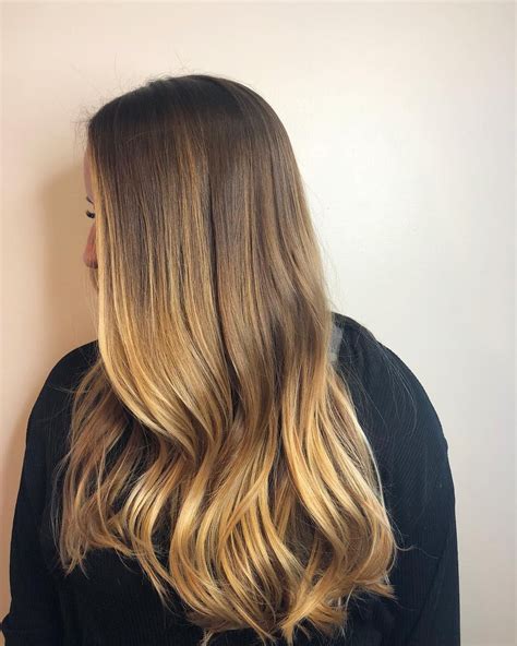 Hair by Sisu Hairdressing, Lincoln, NE // A decadent blonde balayage ...