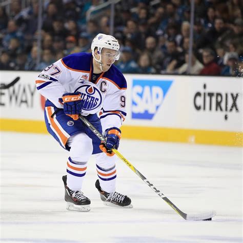 Connor McDavid Wins 2017 Ted Lindsay Award for NHLPA Best Player | News ...