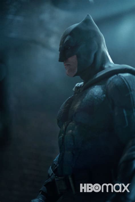 Closer Look at Ben Affleck's Batman in Justice League's Director's Cut