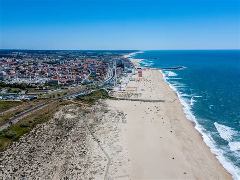 Top 17 Best Beaches in Porto, Portugal