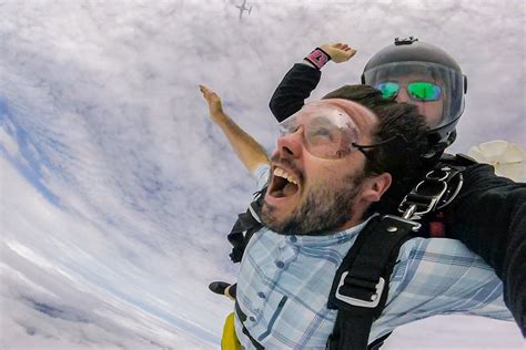 Skydiving in Cairns: jumping from 16,000ft | Atlas & Boots