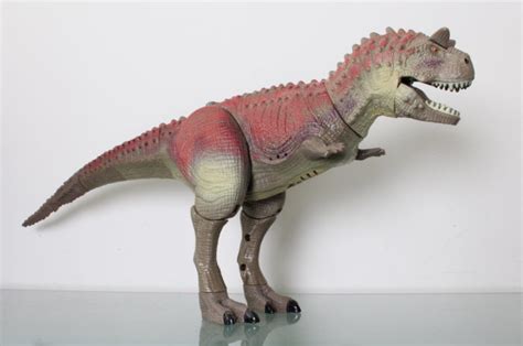 32+ disney dinosaur carnotaurus toy | GidonGreigor