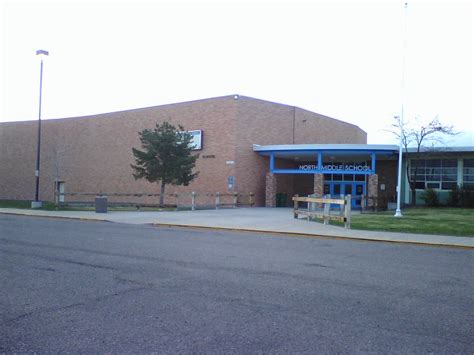 0418071910a | North Middle School of Aurora, CO, where I att… | Flickr