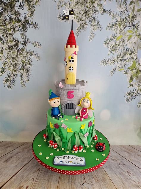 Ben & Hollies Little Kingdom Castle Cake - Mel's Amazing Cakes