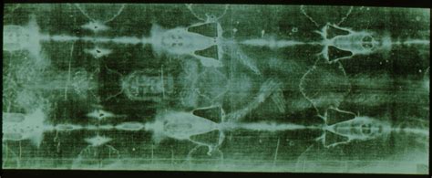 New Museum of the Bible Exhibit Features Shroud of Turin: 'First Viral ...