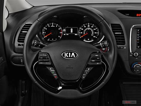 2017 Kia Forte: 150 Interior Photos | U.S. News