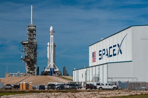 SpaceX Falcon Heavy launch: Rocket is vertical on launchpad, images ...