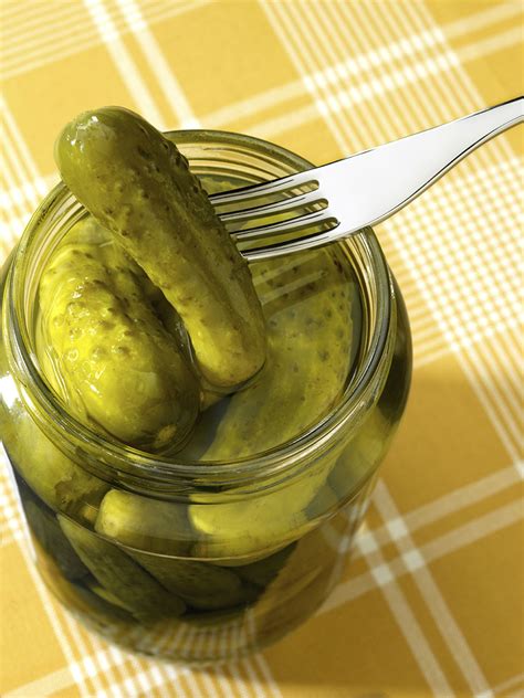 How To Get Crisp Dill Pickles While Canning - Mrs. Wages