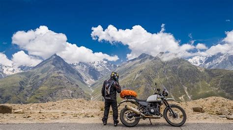 Handy Ladakh Bike Trip Guide For An Enthralling Vacay