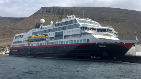 Norwegian cruise ship hit by storm and left without power in North Sea ...