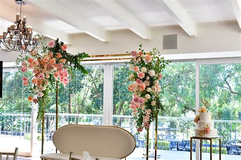 Wedding Florist Sydney BySahana- bridal bouquets and hanging florals