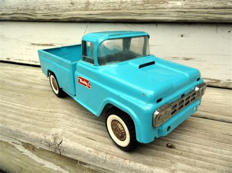 Vintage Buddy L Kennel Pickup Truck Metal Toy Truck Great