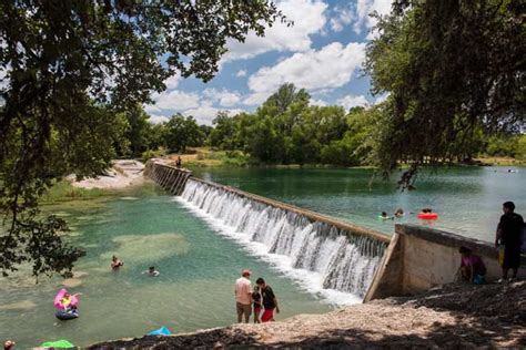 Attractions in Uvalde County | Tour Texas