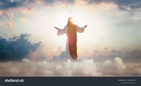 Resurrected Jesus Christ Ascending Heaven Above Foto stock 2259851371 ...