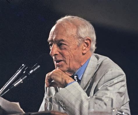 Saul Bellow Biography - Facts, Childhood, Family Life & Achievements