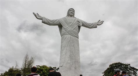 A Pilgrimage to Tarlac : Monasterio De Tarlac - It's Me Bluedreamer!