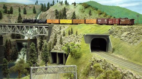 Ed Loizeaux's S Scale Model Railroad - Train Layout - YouTube