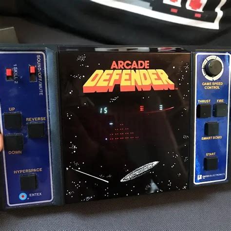 Arcade Defender Handheld Game (1982, Entex) - Next Stop Nostalgia ...