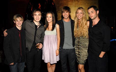 The Gossip Girl Cast Members Look Like Babies in Their First Photos ...