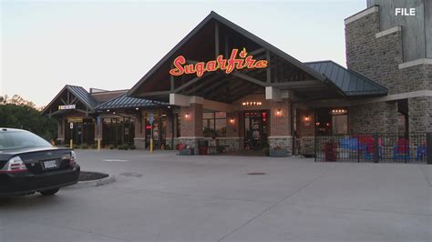 Sugarfire celebrates Arnold groundbreaking with sandwich giveaway ...