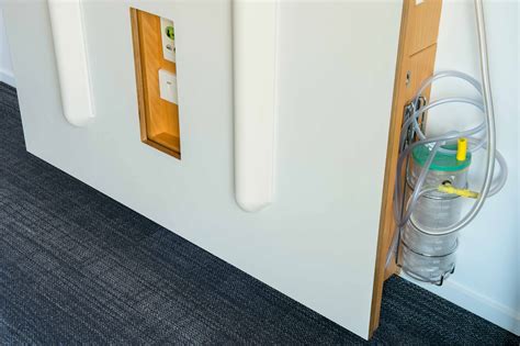 Mercy Ascot Hospital, New Zealand – Fastmount™ Panel Mounting