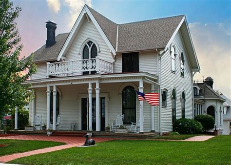 Amelia Earhart Birthplace Museum | Small towns, Towns, Visiting