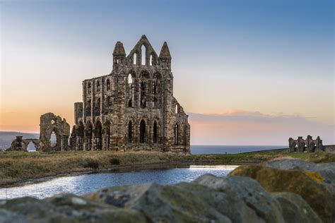 17 Eerie Abandoned Castles and Their Chilling Histories