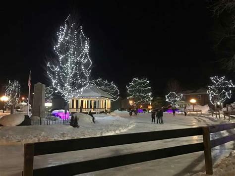 Fire & Ice Winter Solstice Park Skating Rink BRACEBRIDGE, ON ...