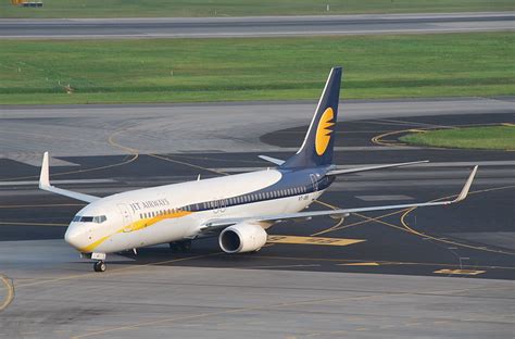 6 times Unsuccessful Go Around – Jet Airways Boeing 737 Nearly Crash ...