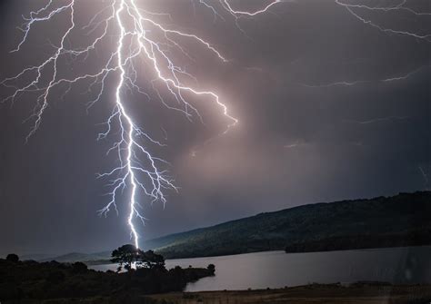 lightning | California Dry lightning storm 8/2020 | J_My | Flickr