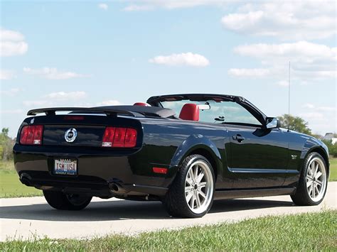 2005 Ford mustang gt convertible sale