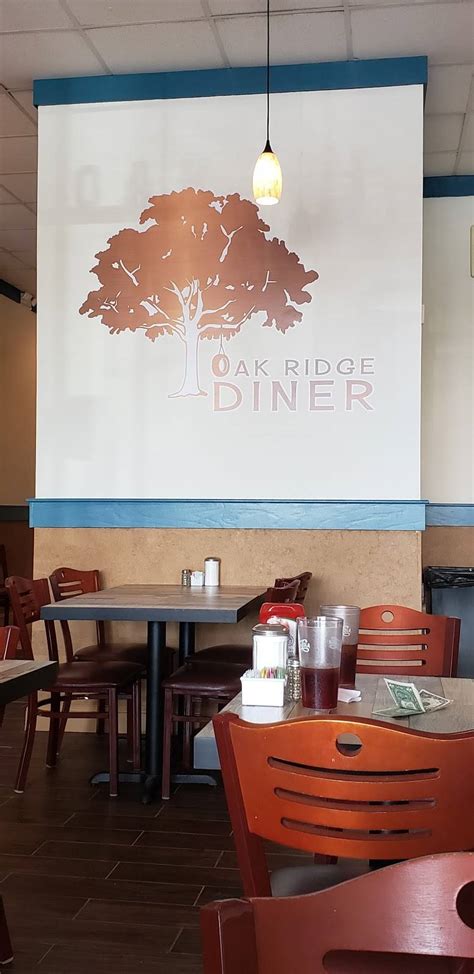 Oak Ridge Diner | 2205 Oak Ridge Rd #L, Oak Ridge, NC 27310, USA