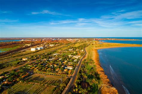 Outback Town That Rivaled Manhattan’s Prices Now Gathers Dust | Flights ...