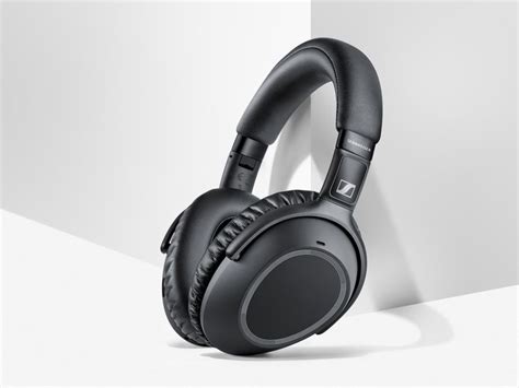 Sennheiser PXC 550-II wireless headphones with up to 20 hours of ...