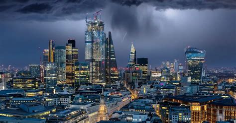 New London weather map shows thunderstorms sweeping over capital as Met ...