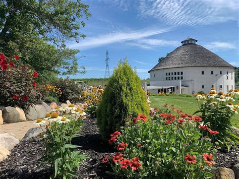 Round Barn Winery & Estate - All You Need to Know BEFORE You Go (2024)