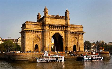 GATEWAY OF INDIA MUMBAI'S MOST FAMOUS MONUMENT | MUMBAI INDIA ~ SOUTH ...