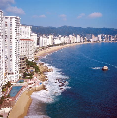 Despite devastating storm Acapulco focuses on brighter future - SFGate