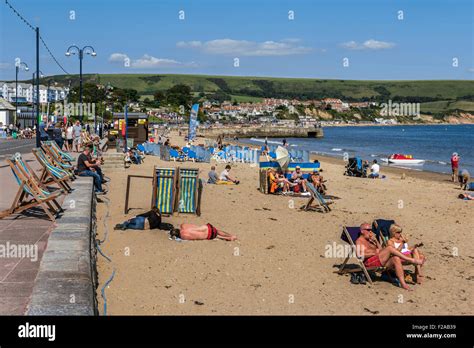 Swanage Beach Stock Photo - Alamy