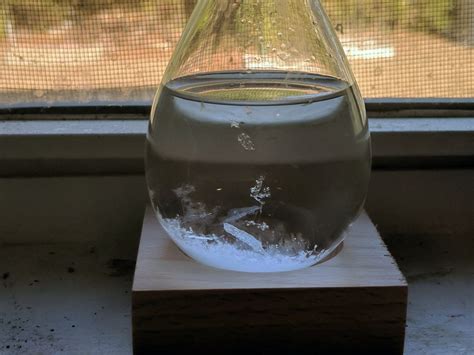 How to Make a Storm Glass and Use It to Predict the Weather