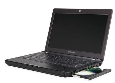 Gateway EC14D01h CULV Notebook with built-in DVD Burner | iTech News Net