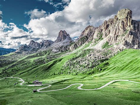 Driving in the Dolomites – 11 Tips for Navigating Italy’s Mountain ...