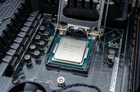 How to replace or install a motherboard in your computer | PCWorld