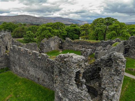 Inverlochy Castle Fort William, Old Castles in Scotland, Battles