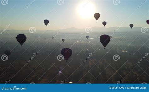 Sunrise on Hot Air Balloon Over the Teotihuacan Pyramids Stock Footage ...